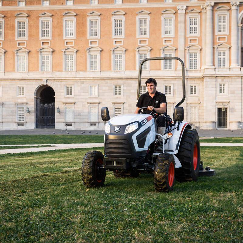 Bobcat Compact Tractors at Versatile - Versatile Equipment